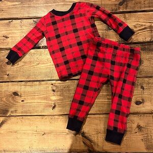 Carter’s pajama set